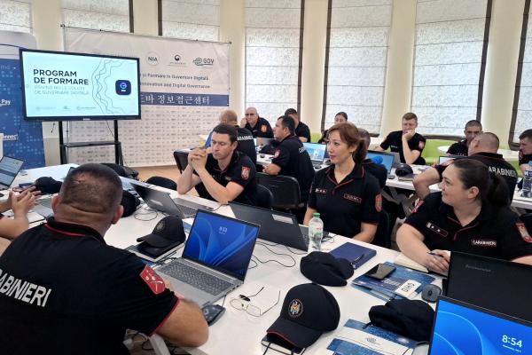 Carabinierii au participat la un atelier de instruire despre rolul soluțiilor digitale în eficiența și siguranța publică