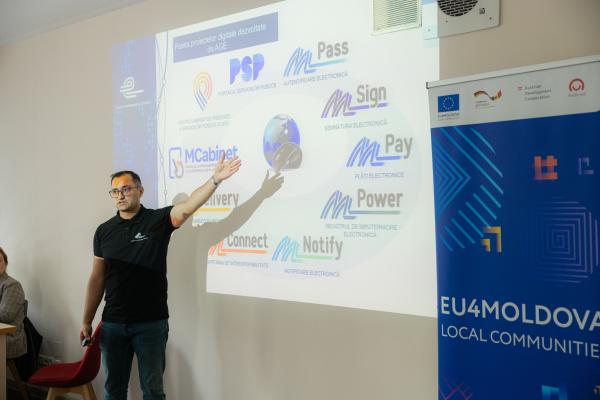 Un grup de manageri și profesori din învățământul profesional tehnic au participat la o nouă sesiune de instruire în guvernarea electronică