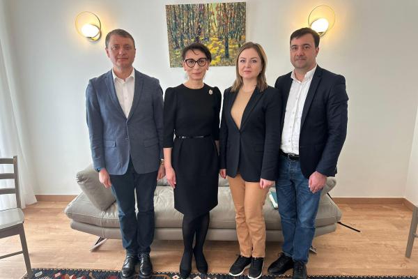 Mai multă accesibilitate a serviciilor publice pentru diaspora din Franța