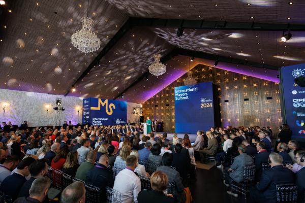 Conceptul e-APL prezentat la Summitul Internațional al Primarilor 2024