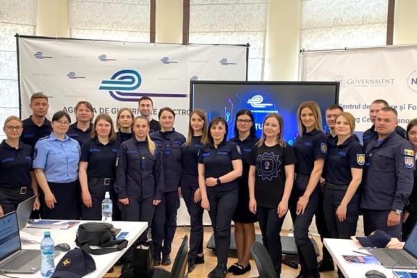 Angajații IGSU au beneficiat de o instruire privind utilizarea aplicației EVO în activitatea profesională