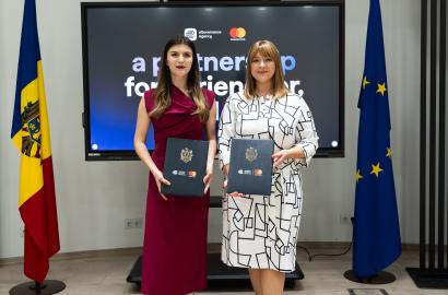 AGE și UMAEF - Acord strategic de colaborare pentru dezvoltarea ecosistemului EVO