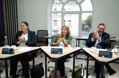 AGE și UMAEF - Acord strategic de colaborare pentru dezvoltarea ecosistemului EVO