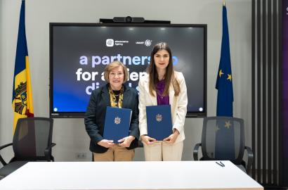 AGE și UMAEF - Acord strategic de colaborare pentru dezvoltarea ecosistemului EVO