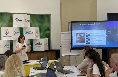 Comunicatorii guvernamentali pregătiți pentru a fi mesageri digitali