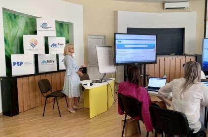 Comunicatorii guvernamentali pregătiți pentru a fi mesageri digitali