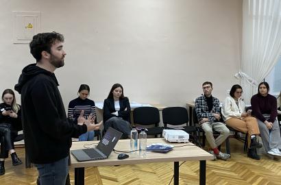 Între teorie și practică în domeniul guvernării digitale
