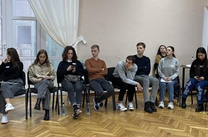 Între teorie și practică în domeniul guvernării digitale