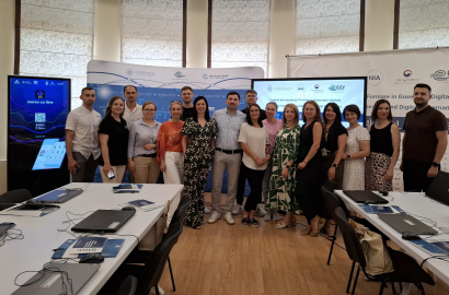 AGE și Orange colaborează pentru a oferi suport utilizatorilor în accesarea serviciilor digitale