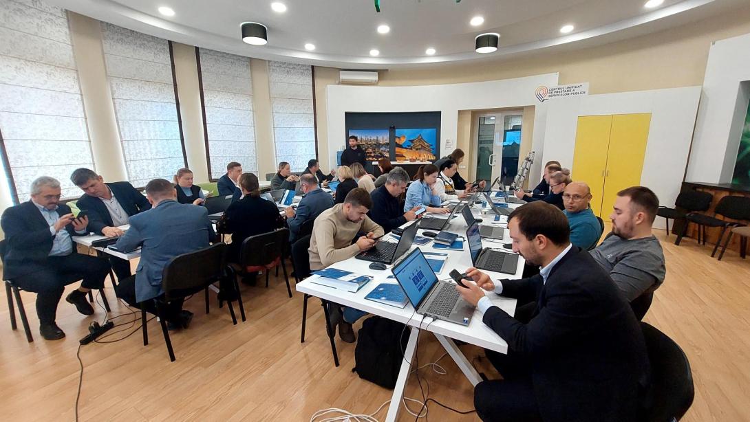 AGE continuă instruirile dedicate noilor tehnologii în guvernarea digitală