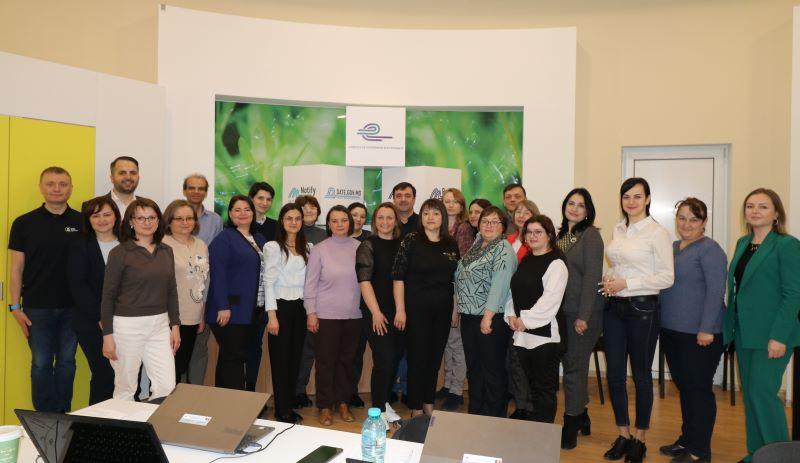 Sesiuni de instruire pentru formatori digitali, organizate la AGE